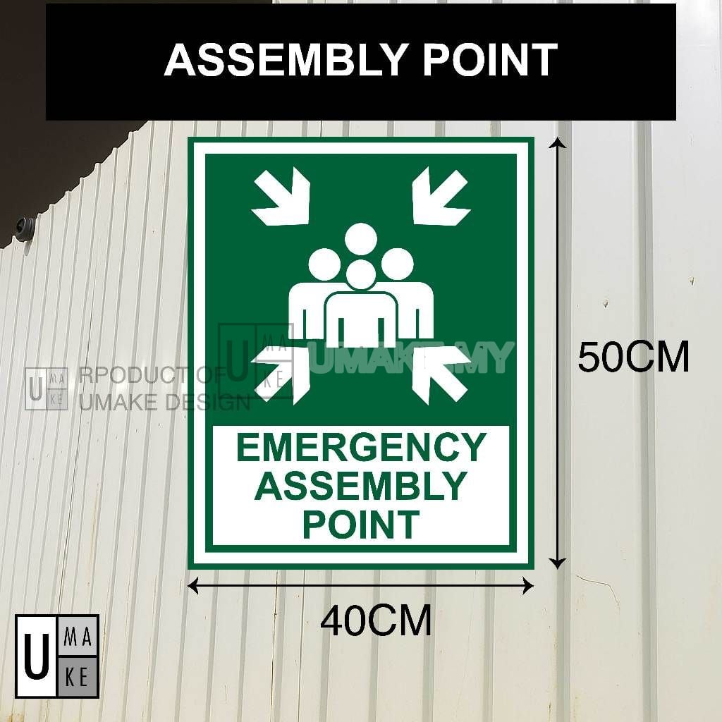 Green emergency assembly point sign measuring 40 by 50 cm with the standard pictogram